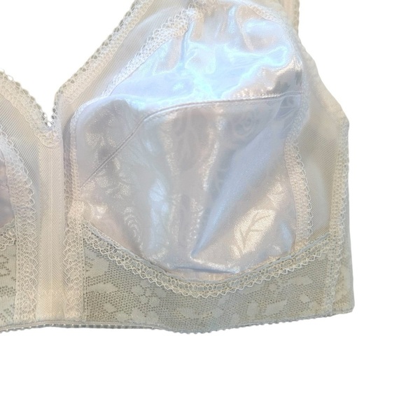 Playtex 18 Hour Ultimate Shoulder Comfort White Size 38B NWT - Picture 3 of 15
